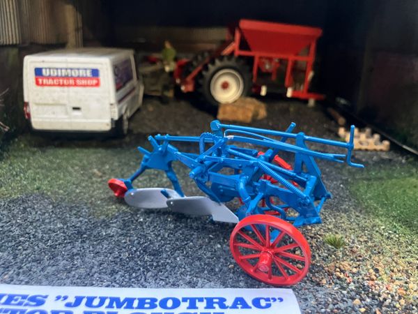 G&M Originals Ransomes Jumbotrac Tractor Plough 1:32 scale