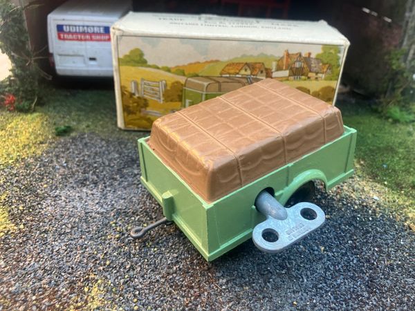Britains CLOCKwork Trailer 1:32 scale boxed 2041