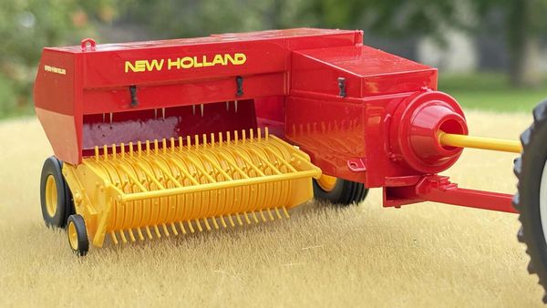 Pre order MAP Miniagripassion New Holland 377 Baler built COLLECTION ONLY 1:32 scale