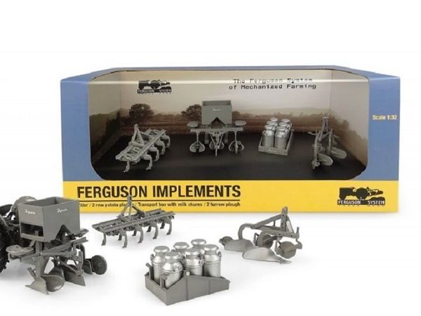 6247 Universal Hobbies Ferguson Implement Set Plough tiller transport box 1:32