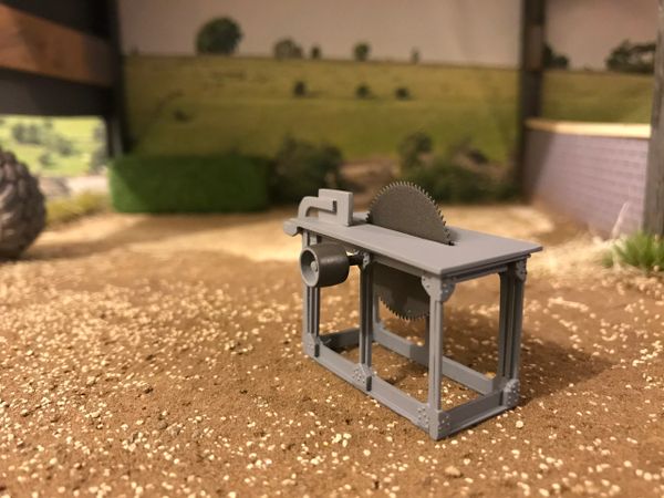 Scratch Built Saw Bench 1:32 scale