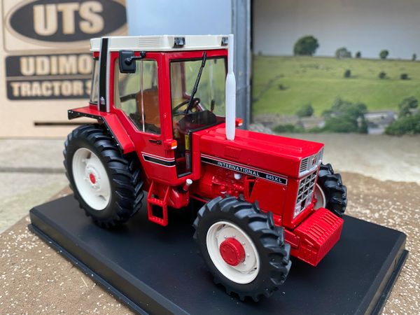 REP060 Replicagri International 845XL 4wd tractor 1:32 scale Boxed