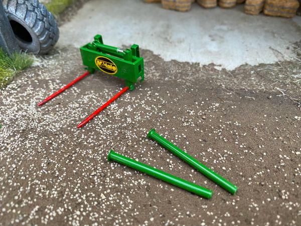Scratchbuilt McHale Bale Handler 1:32 scale Handbuilt Brass Perfect 32