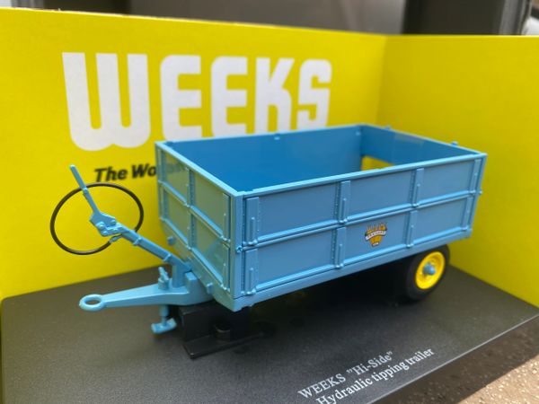 6229 Universal Hobbies Weeks Hi Side Trailer 3.5 1:32 scale DEALER box