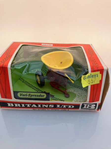 9538 Vintage Britains Vicon Vari Spreader 1:32 scale STRAW box