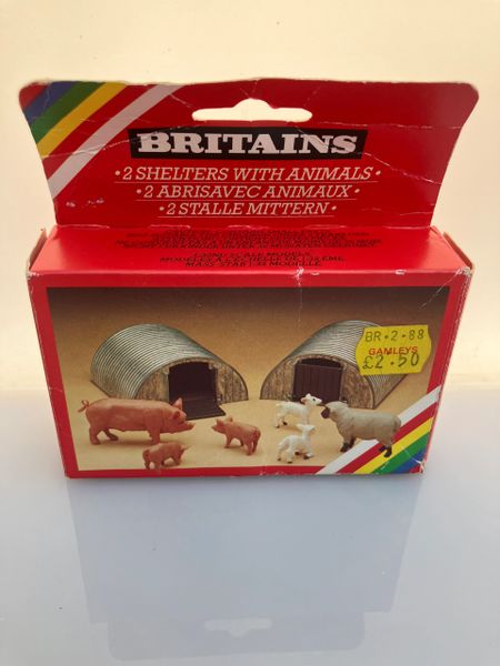 4703 Vintage Britains Animal Shelters set 1:32 scale
