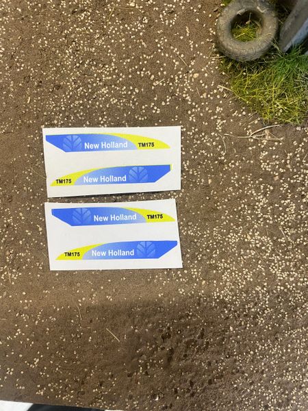 1:32 scale High quality vinyl 4 decals New Holland TM175 Tractor farm machinery stickers 1:32 scale