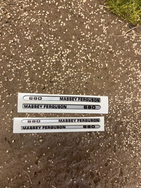 Massey Ferguson 690 Tractor Professional pre cut bonnet decals 4 x 40mm High quality vinyl pack decals bonnet farm machinery 1:32 scale