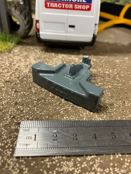 Large Front weight tractor system farm 1:32 scale