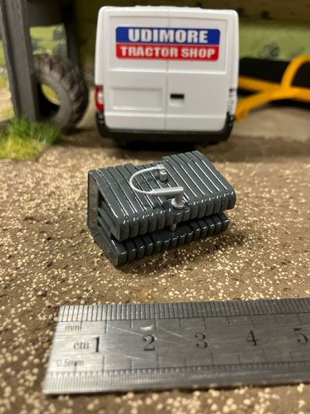 Large Front weight tractor system farm 1:32 scale