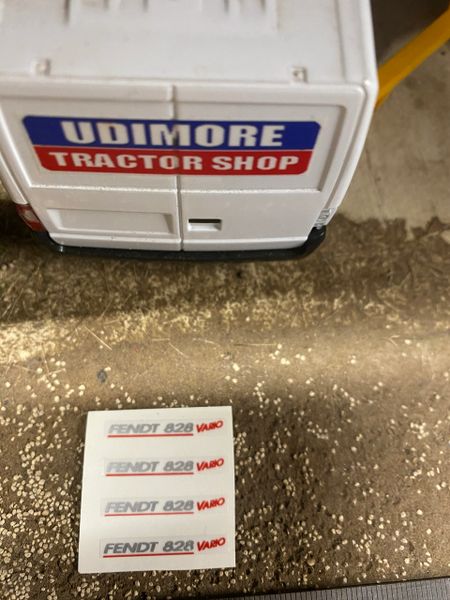 Fendt 828 Tractor silver red decals Professional pre cut High quality vinyl farm machinery decals 1:32 scale