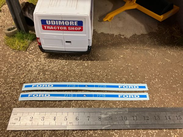 Ford 7710 mk 1 Tractor Professional pre cut High quality vinyl bonnet decals farm machinery Britains decals 1:32 scale