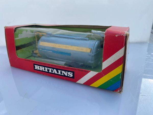 9560 Vintage Britains Alfa Laval vacuum tanker 1:32 scale STRAW box