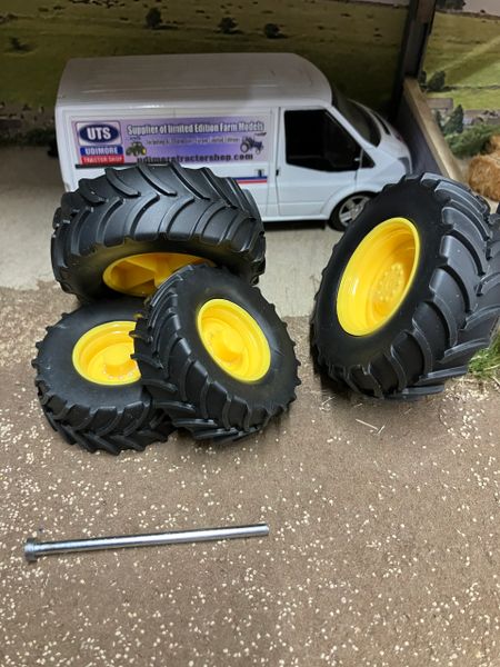 John Deere Tractor wheel set 1:32 scale 51mm x 20mm , 67mm x 24mm wiking Siku