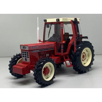 REP248 Replicagri International 1056 XL tractor 1:32 scale Boxed