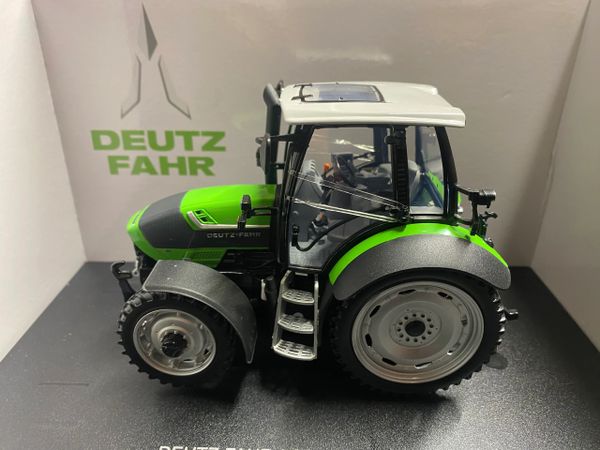 Limited Edition Deutz Fahr 420 TTV Agrotron with narrow row crop wheels Tractor Universal Hobbies UH6697 Boxed