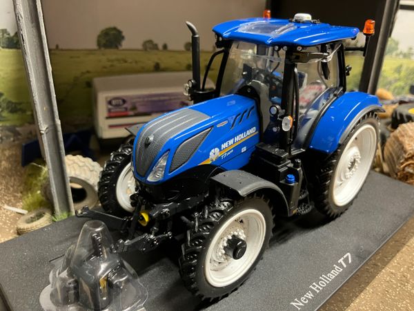 New Holland T7.225 Tractor Conversion Row crops narrow wheels 1:32 scale