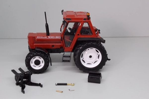 REP197 Replicagri New Holland 100-90 tractor 1:32 scale Boxed