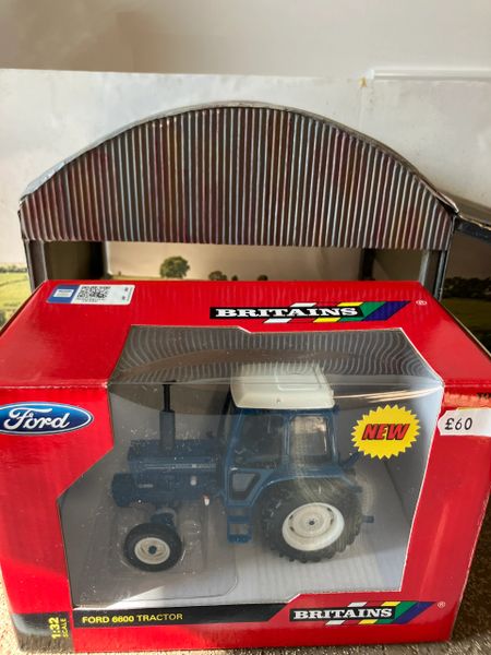 Vintage Britains Ford 6600 bubble cab Tractor 1:32 scale 42794