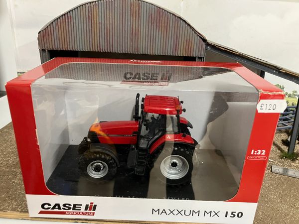 Universal Hobbies CASE Maxxum MX 150 Tractor 1:32 scale Boxed UH4069
