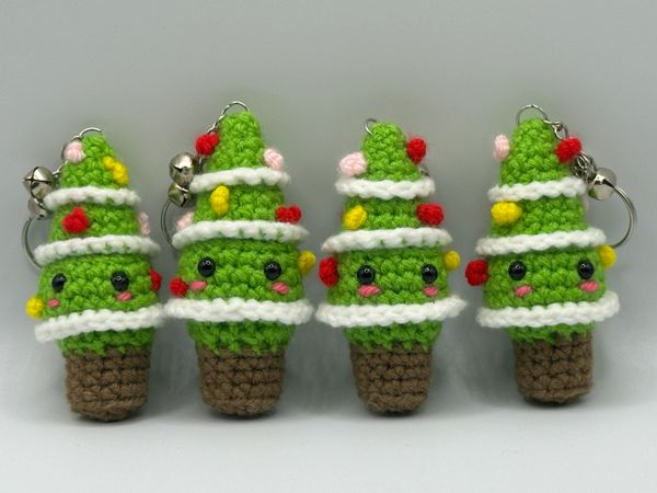 Small Handmade Christmas Tree Crochet, 5"