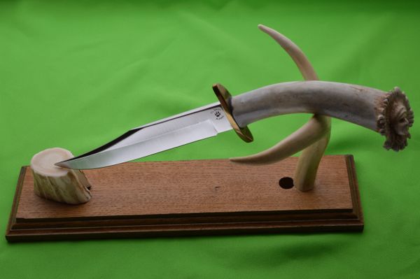 T.L. Davis Wolftrack Stag Carved Native American Indian Chief Head Fixed Blade Knife, Display Stand