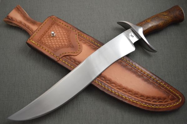 Gary Mulkey Large Recurve Bowie, Desert Ironwood, W-1 Tool Steel (SOLD)