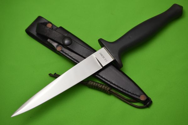 D.E. Henry Model 1 Spearpoint Commando Fighting Knife, Leather Sheath (SOLD)