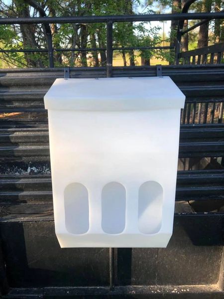 2 Pack Of Poly Fence Hay Feeders Smithco Goat And Sheep
