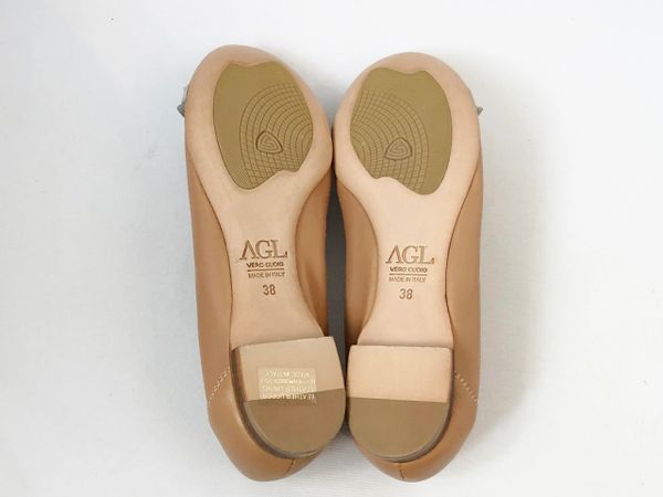 agl notch ballet flat