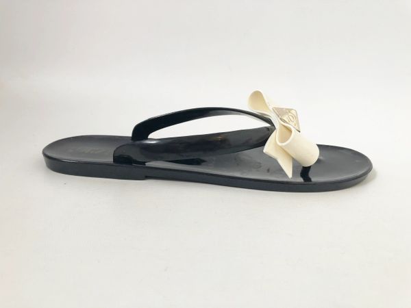 ted baker flip flops size 5