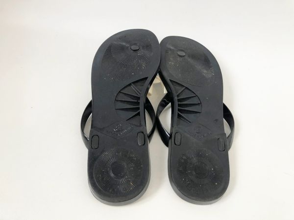 ted baker flip flops size 5