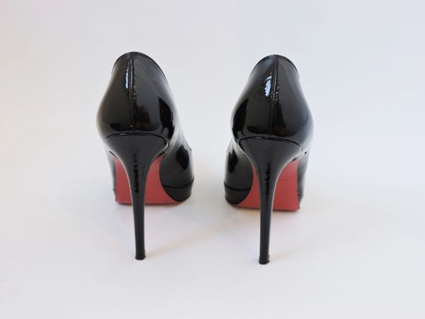 louboutin simple pump sizing