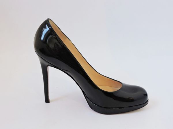 louboutin simple pump sizing