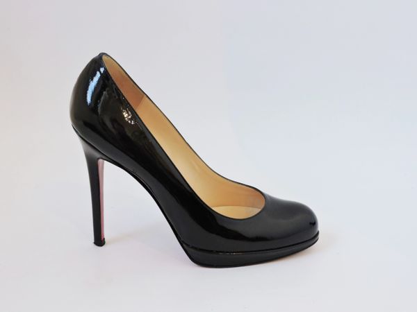 louboutin simple pump sizing
