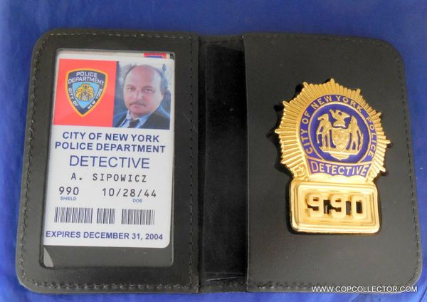 NYPD DETECTIVE BADGE FROM NYPD BLUE (SIPOWICZ ) .