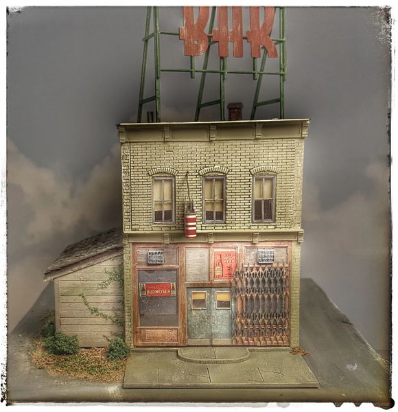 Blue Slipper Tavern Ho Scale