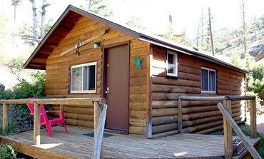 CREEKSIDE LODGE YELLOWSTONE