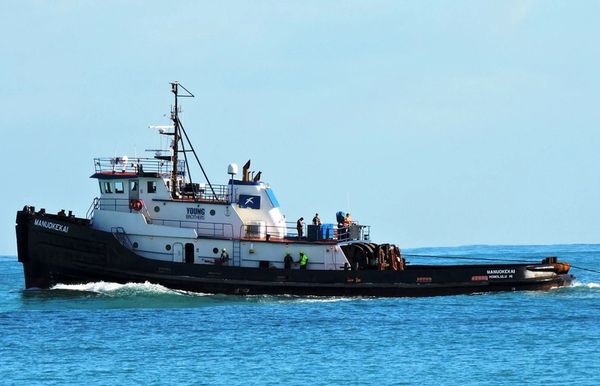 48" Manoukekai Tug Boat