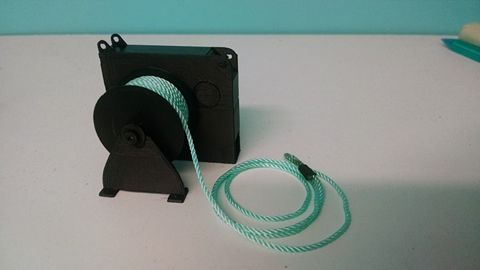 1/24 Deck Winch with Rope