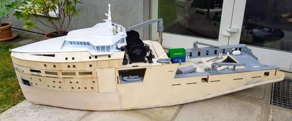 Deck Winch in 1/32nd Scale Model Boat Fittings.