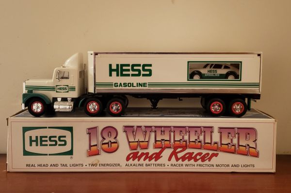 1992 hess store truck value