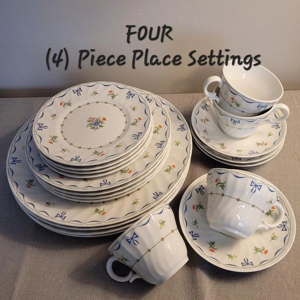 RIBBONS & BOWS by ROYAL WORCESTER FINE PORCELAIN CHINA, Made in England FOUR~4 PIECE PLACE SETTINGS