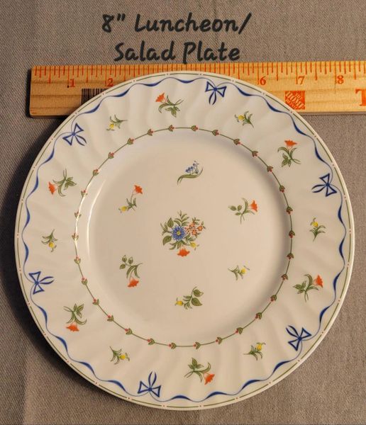 RIBBONS & BOWS by ROYAL WORCESTER Fine Porcelain China Made in England LUNCHEON/SALAD PLATE 8" (singles)