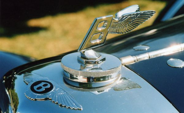 1929 Bentley emblem