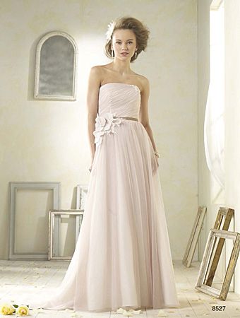 Alfred Angelo Vintage Wedding Gown A Line Style 8527 Prom