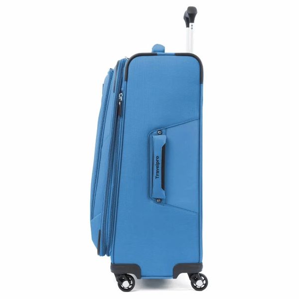 travelpro maxlite 5 25 inch spinner