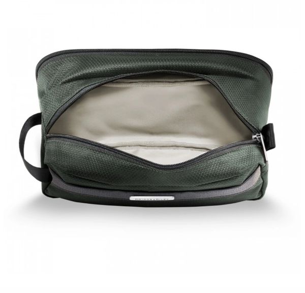 briggs & riley deluxe toiletry kit