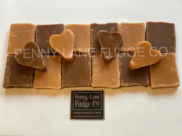 Medium Fudge Heart Gift Box (Gift Wrapped)