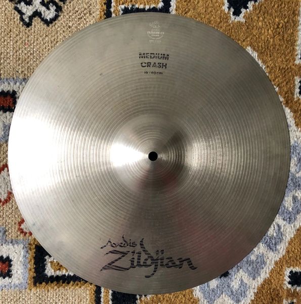 Zildjian Avedis Medium Crash Cymbal 16